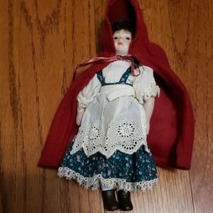 Avon 1985 collectors Porcelain  little Red Ridinghood doll